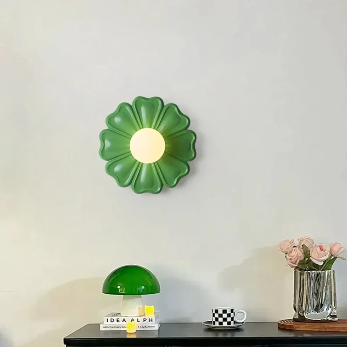 Kinkiet FLORA w kształcie pastelowego kwiatu